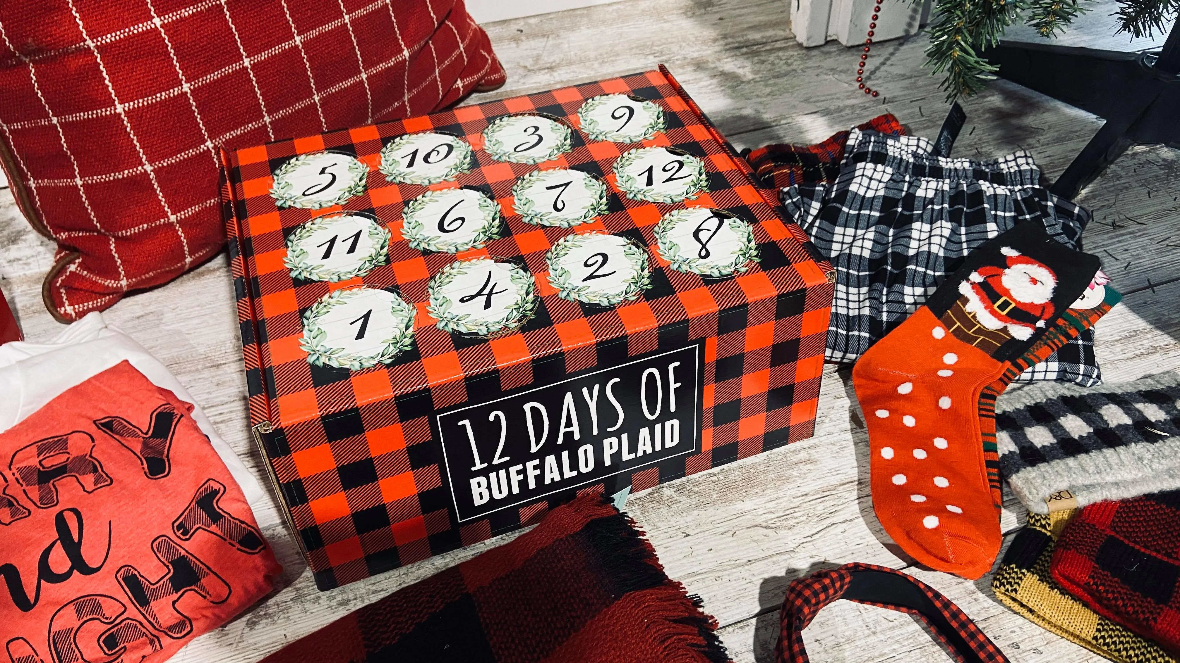 12 Days of Buffalo Plaid Christmas Advent Calendar**