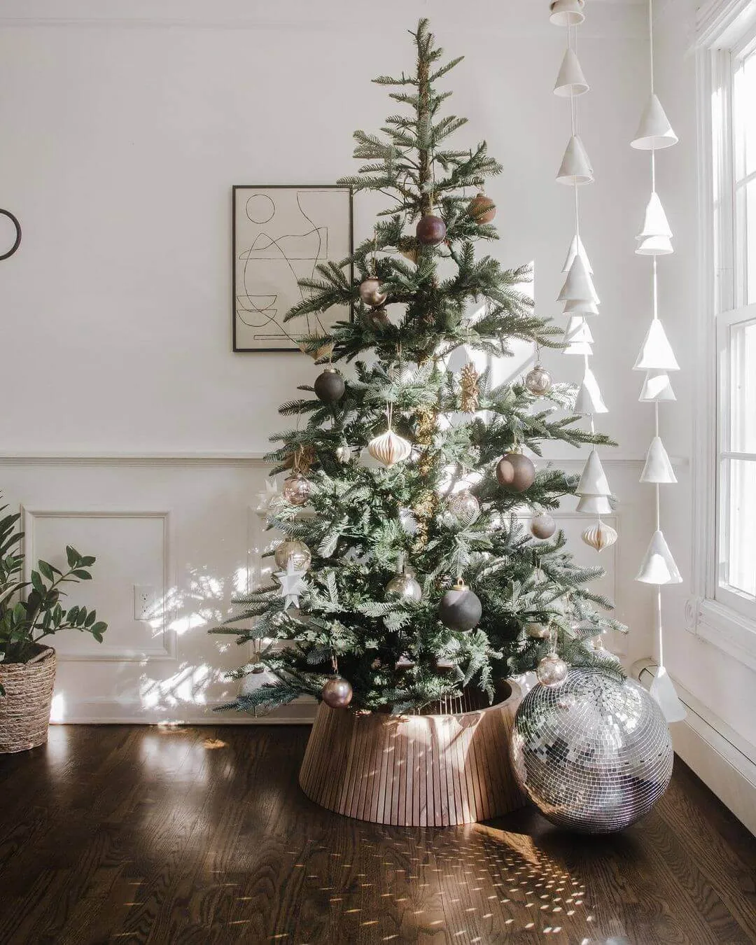 8' King Noble Fir Tree Unlit - OPEN BOX - FINAL SALE