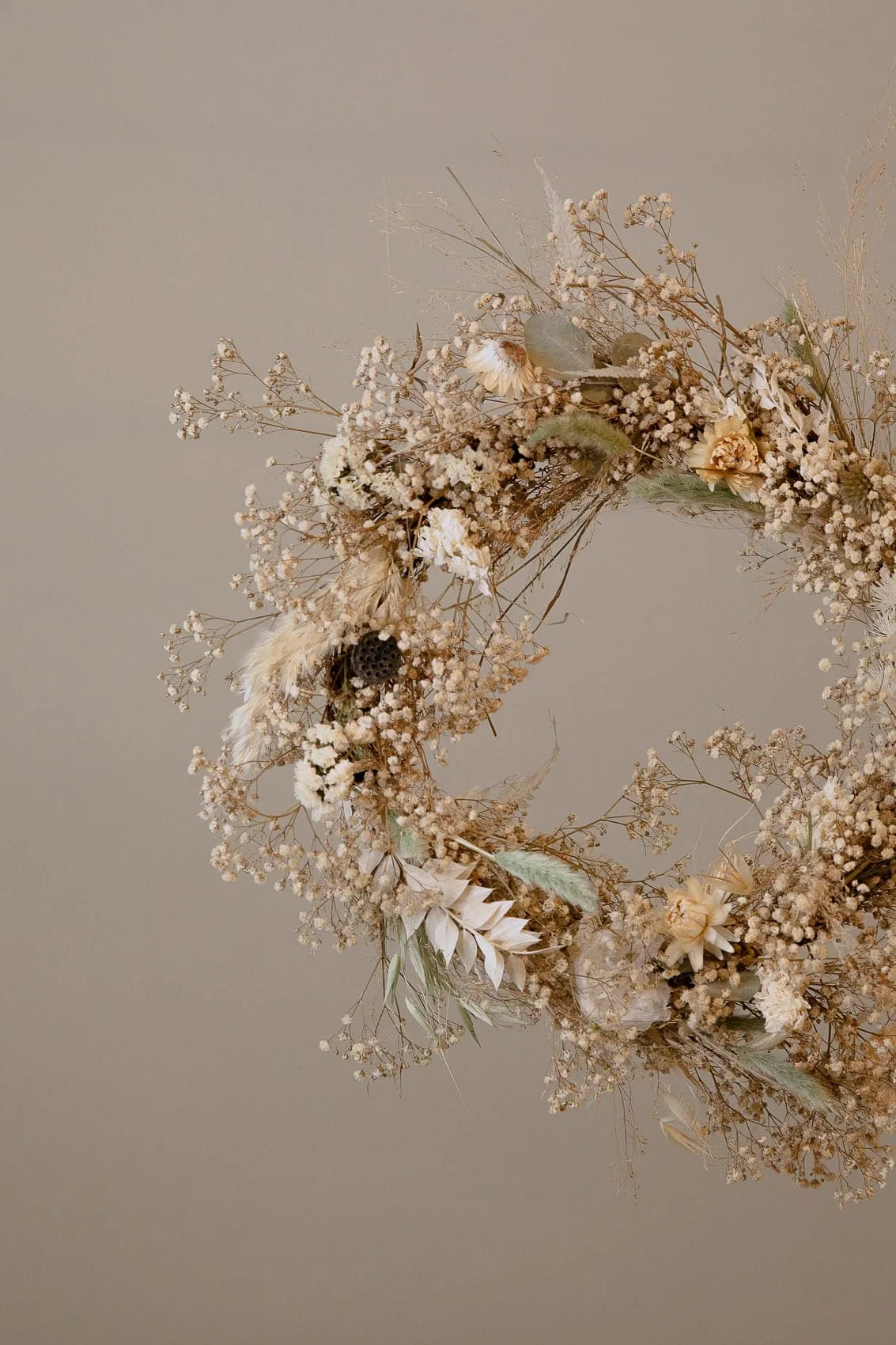 Modern Christmas Wreath No.2 / Soft Winter Door Wreath Christmas Decoration / Christmas Wreath / Xmas Door Wreath