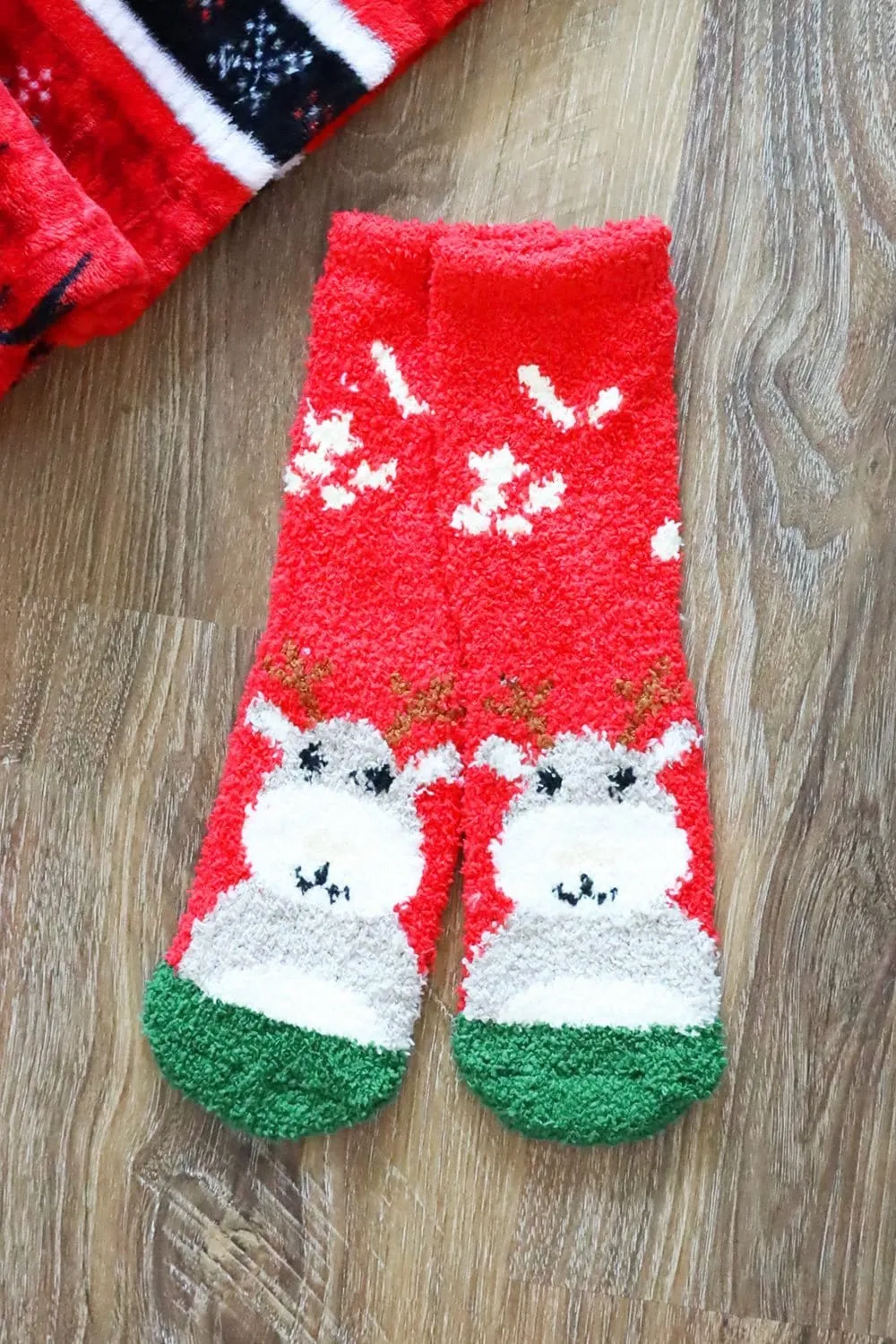 SS1001 Assorted Fuzzy Christmas Socks 12 Piece Pack