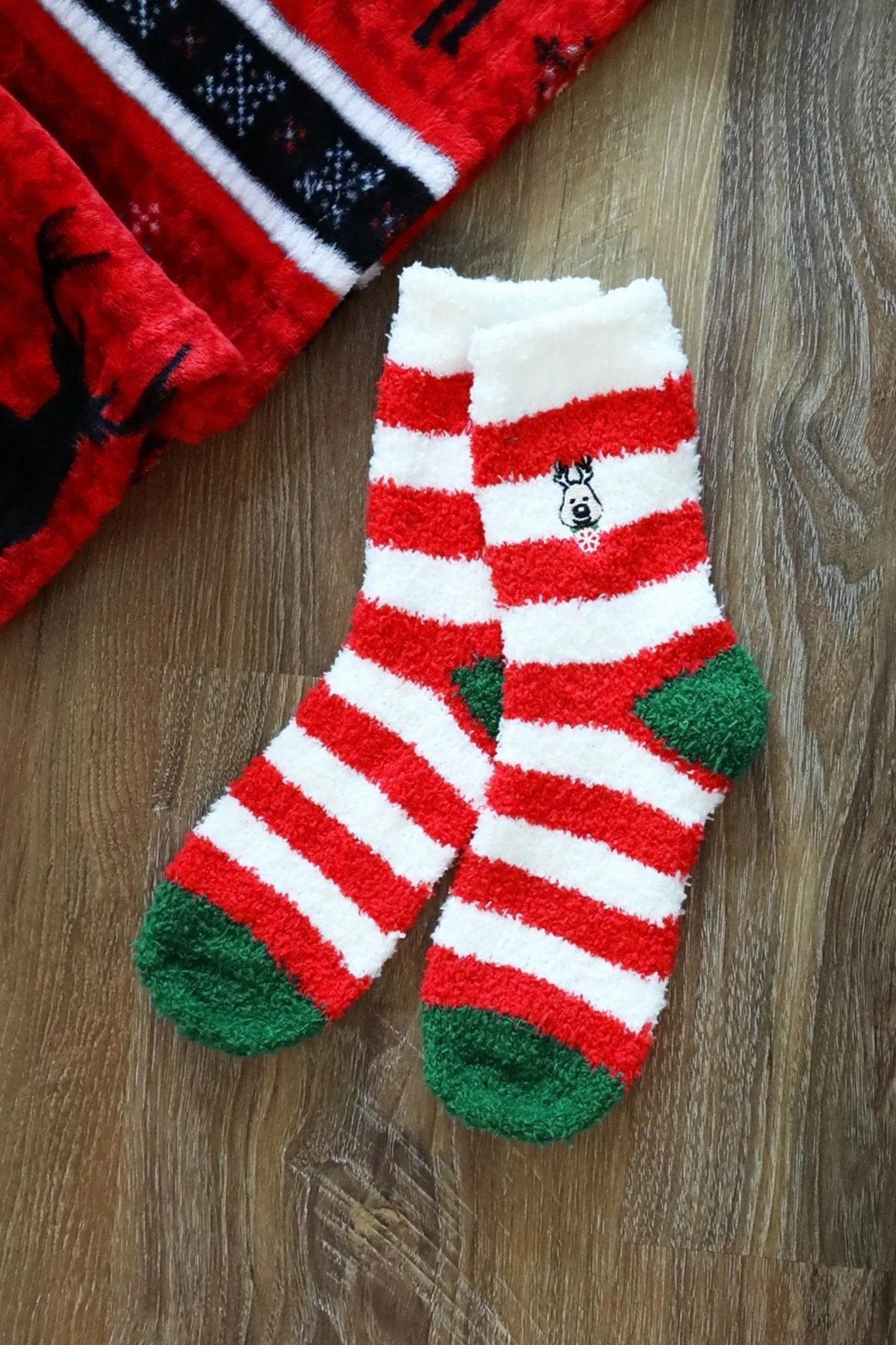 SS1003 12pcs Assorted Fuzzy Christmas Sock Pack
